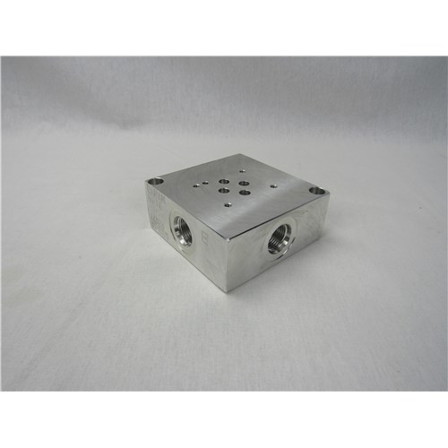 ALUMINUM VALVE SUBPLATE