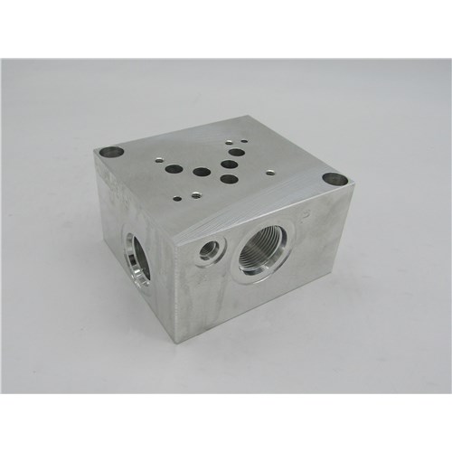 ALUMINUM VALVE SUBPLATE