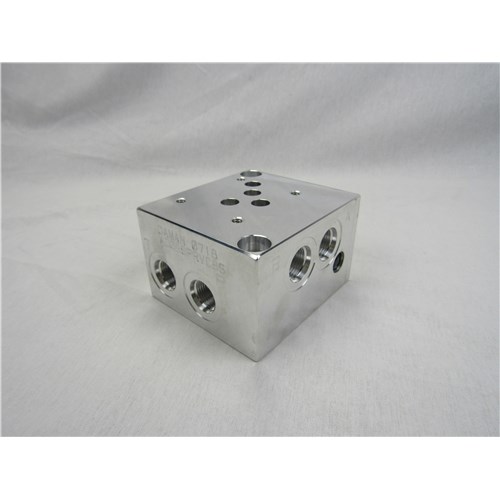 ALUMINUM VALVE SUBPLATE