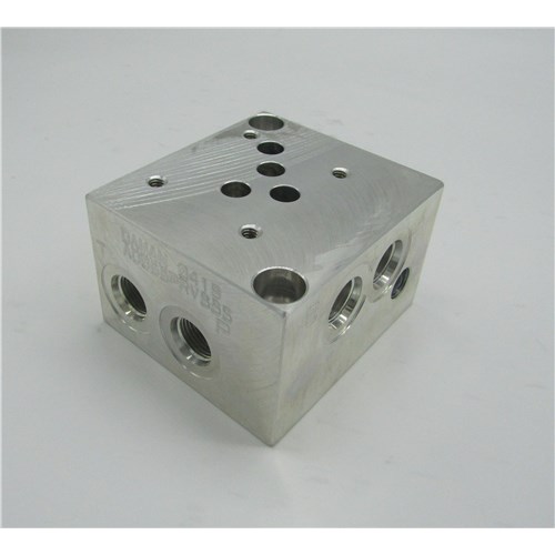 ALUMINUM VALVE SUBPLATE