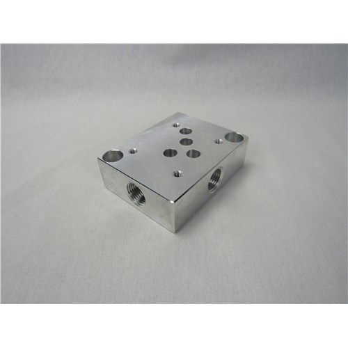 ALUMINUM VALVE SUBPLATE