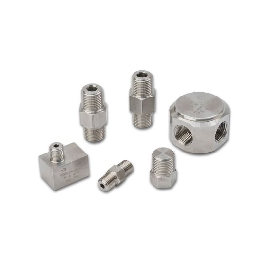 Picture of 15K0201-6-8C - NPT Adapters